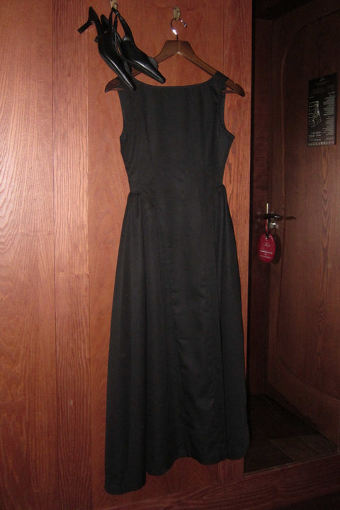 Harper Dress in Black