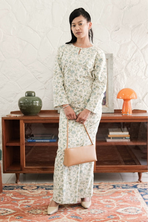 Kurung Kedah Salma in Green