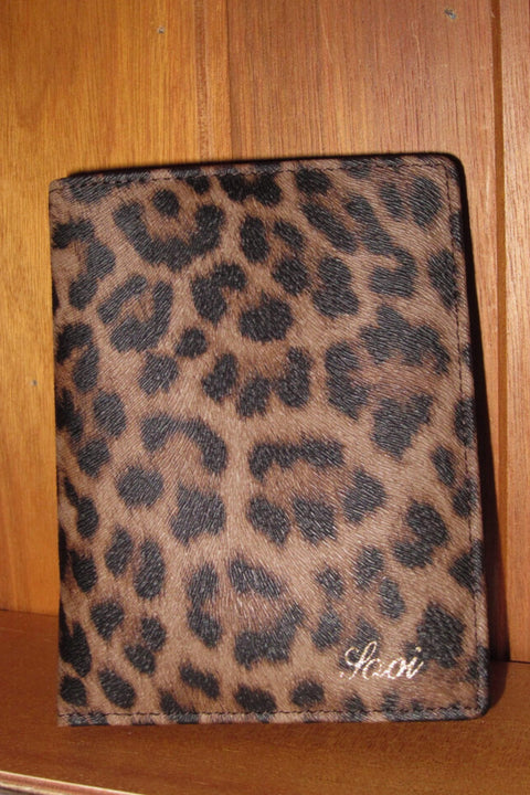 Solange Passport Holder