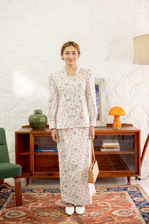 Kebaya Anna in Pink
