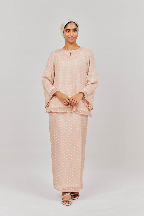 Kurung Kedah in Embun Pagi Nude