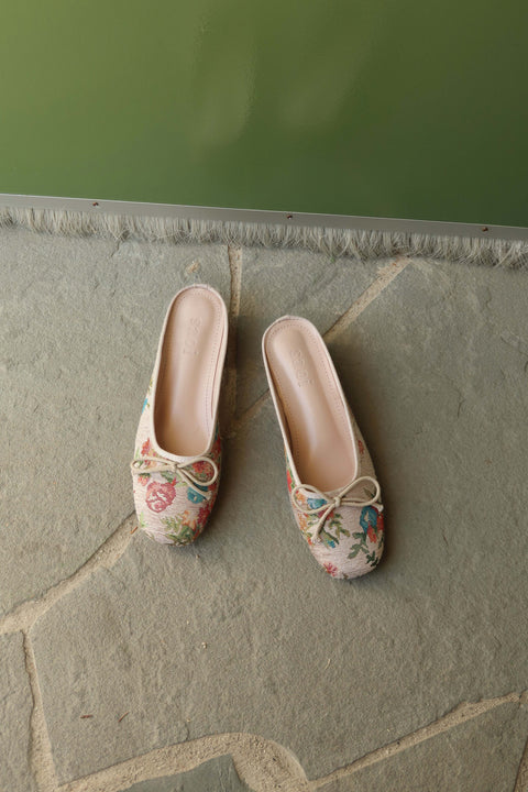 Gabby in Fleur Creme Vanilla