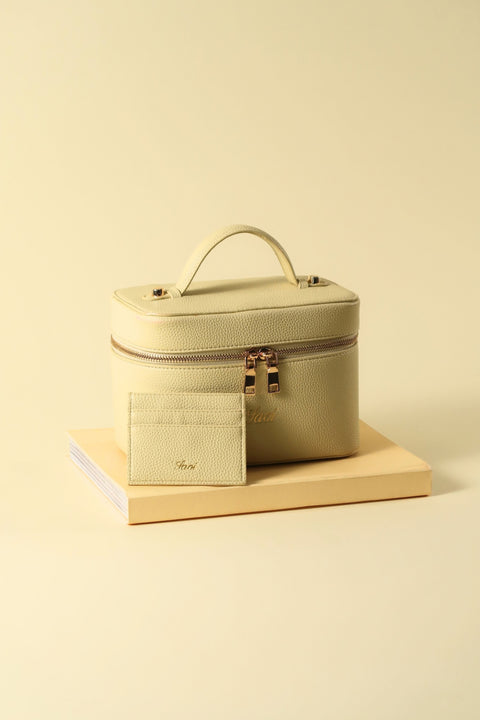Card Holder in Honey