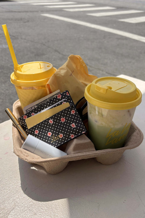 Cardholder in Beverly Polka