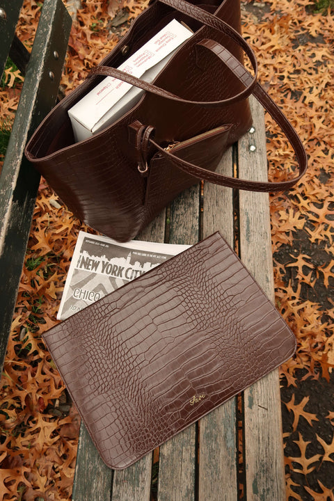 Laptop Case in Croc Brown