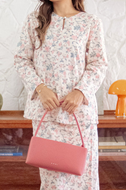 Kurung Kedah Salma in Pink