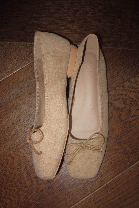 Poppy Ballet Flats in Maple Suede