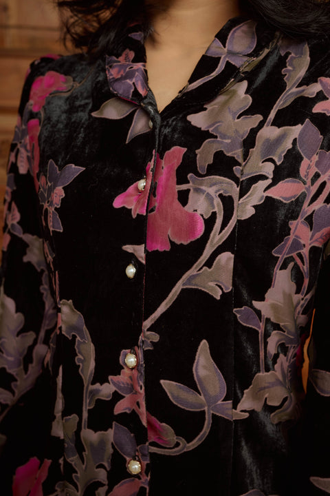 Naya Kebaya in Opera Black