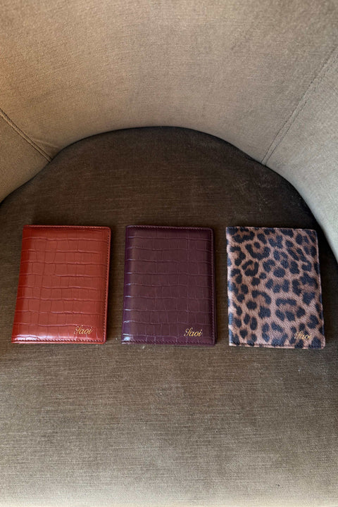 Passport Holder in Espresso