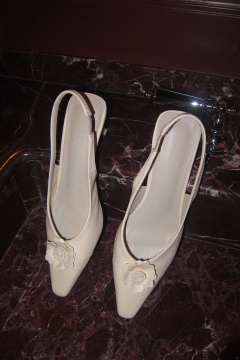 Amelie Slingback Heels in Creme