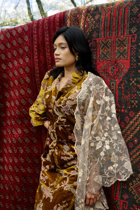 Naya Kebaya in Golden Date